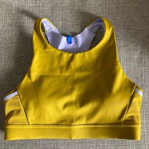 Brooks Drive 3 Pocket Sports Bra 34 C/D